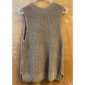 Abercrombie sweater vest